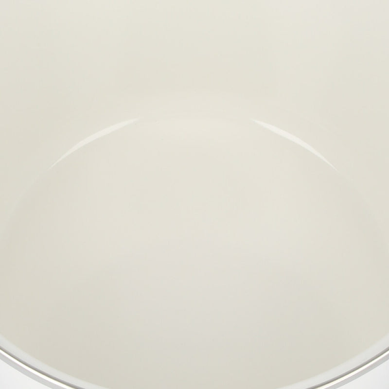 ENAMEL CASSEROLE 22cm WH