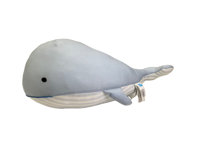 NC BODY PILLOW WHALES M